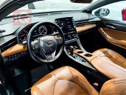 تويوتا أفالون